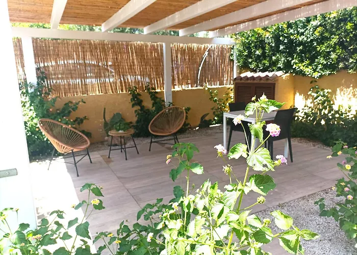 Lantane Rooms